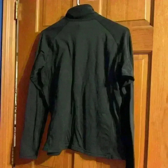 Patagonia Vintage Women’s R.5 black quarter zip pullover. Size large - Picture 5 of 9